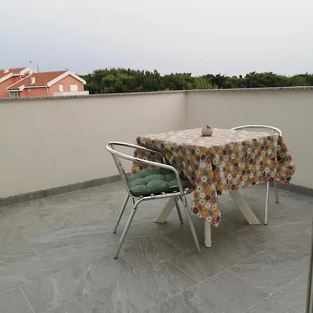 Apartment Riva *