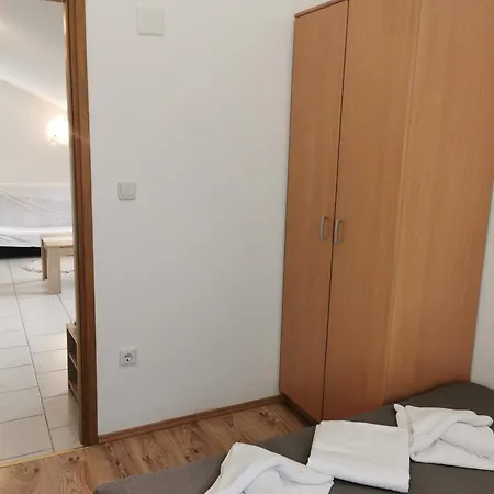 Apartment Riva Povljana