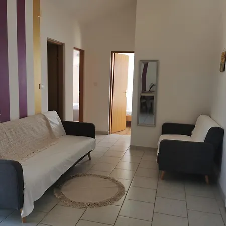 Apartment Riva *