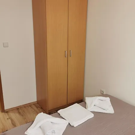Riva Apartment *