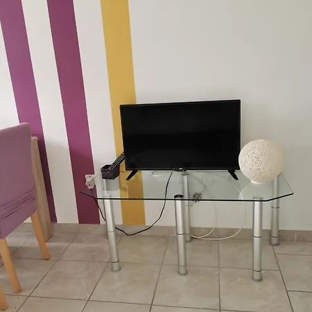 Riva Apartment Povljana