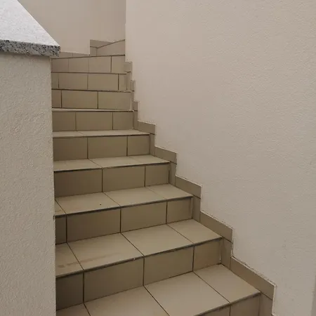 Riva Apartment Povljana