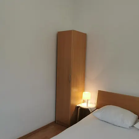 Apartment Riva Povljana